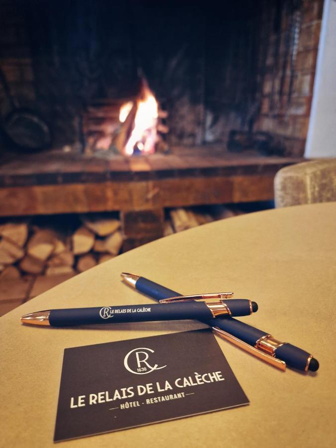 Le Relais De La Caleche Hotel Le Beausset Bagian luar foto