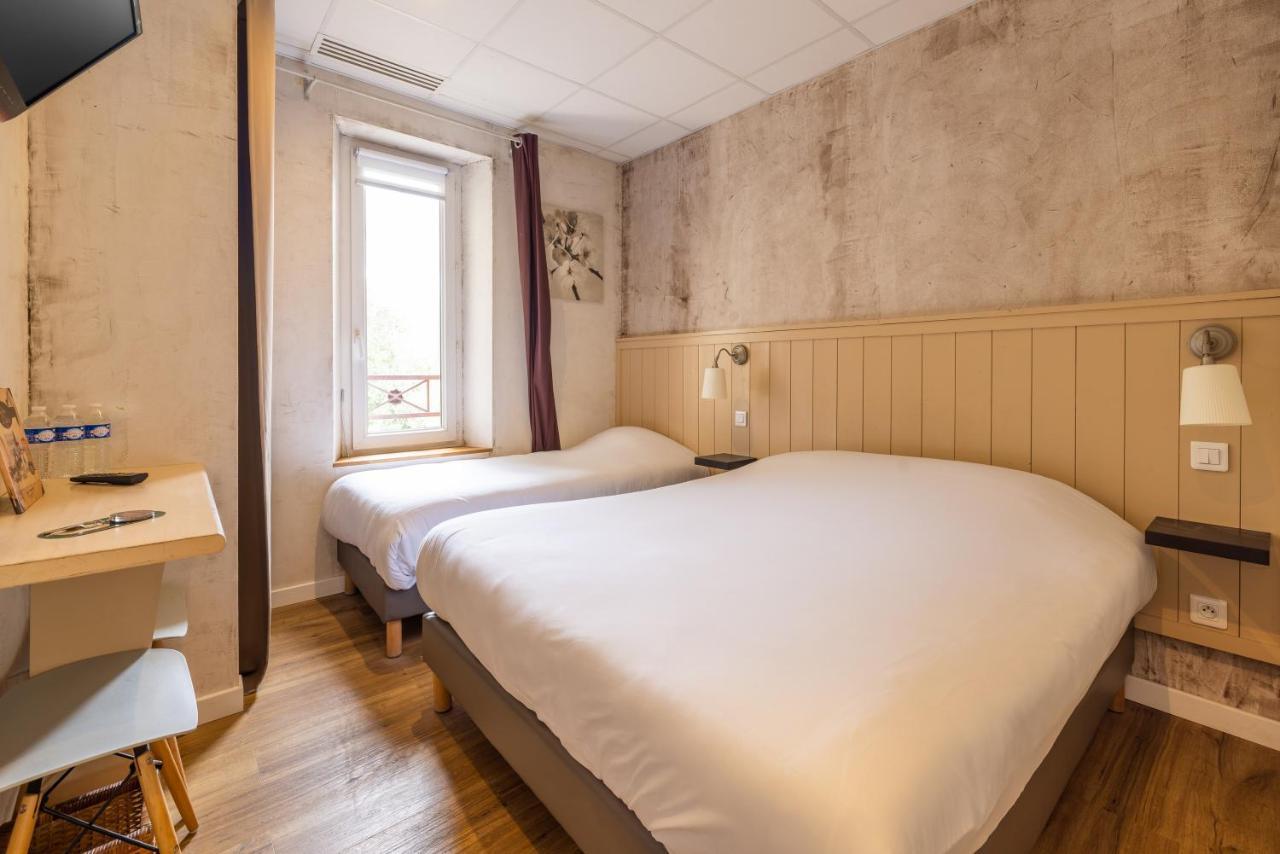 Le Relais De La Caleche Hotel Le Beausset Bagian luar foto